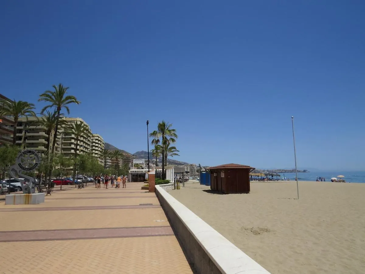 Apartment Walking Distance To Beach Torreblanca Rio Sol Fuengirola Spain