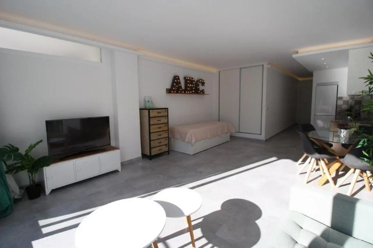 Apartment Walking Distance To Beach Torreblanca Rio Sol Fuengirola Spain